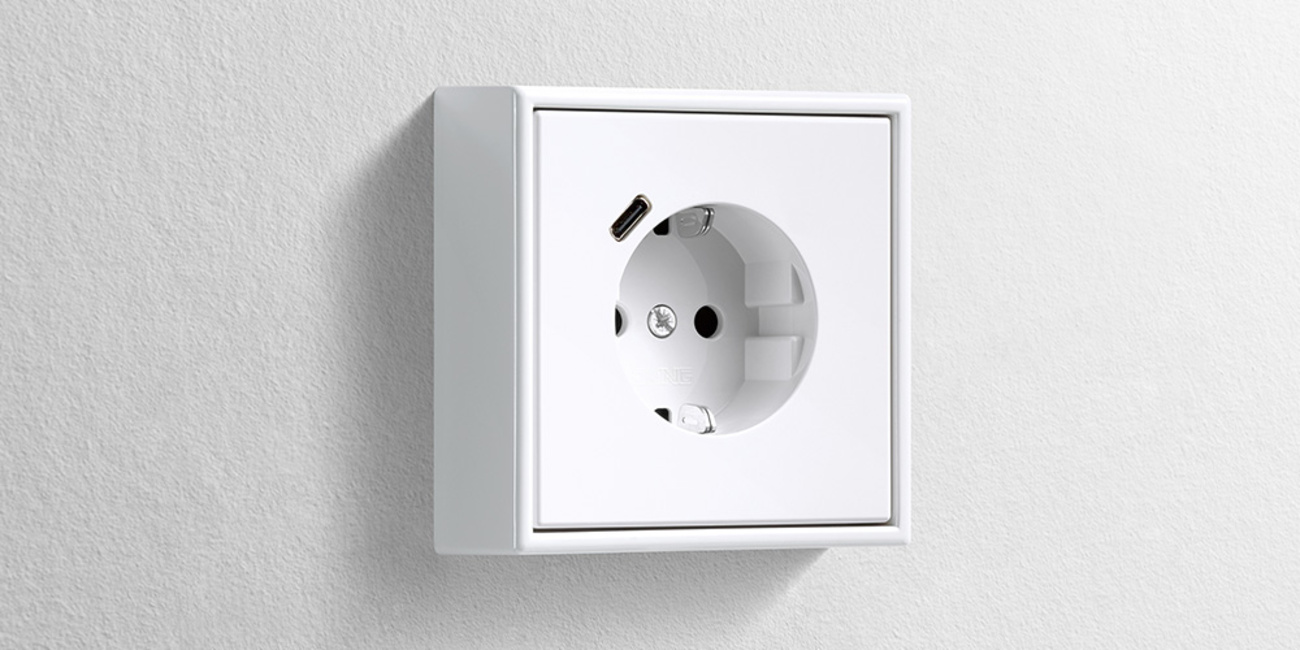 Erweiterter Anschlussraum für die Nachrüstung bei Elektroinstallationservice J.-Uwe Zimmermann in Burg